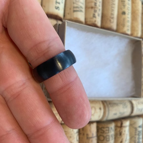 Satin Black Ceramic and English Oak Men's Wedding Band/Ring - Picture 7 of 8